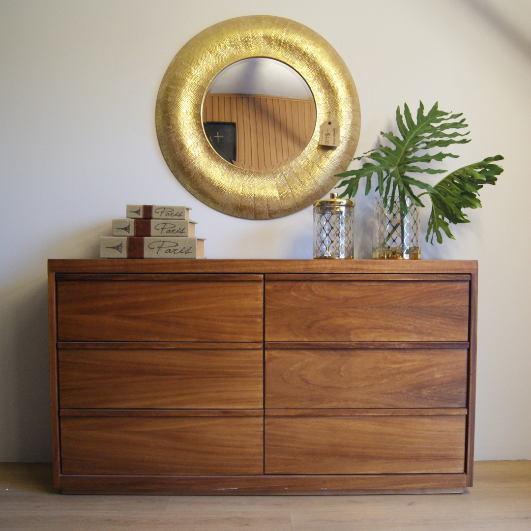 img-credenza-yumi-01